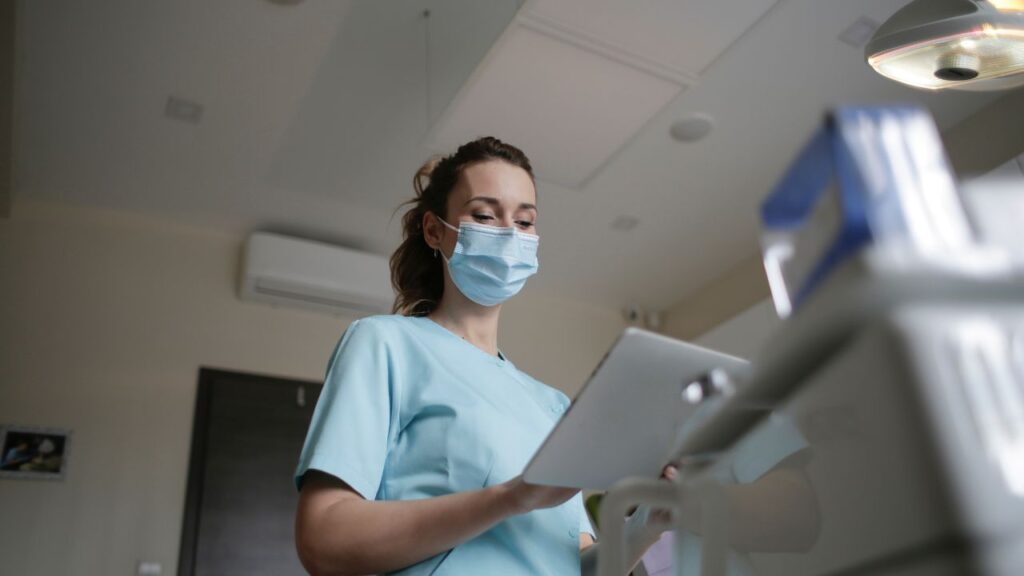 Tracciabilità dei dispositivi medici in sala operatoria: perché i fogli Excel non bastano più